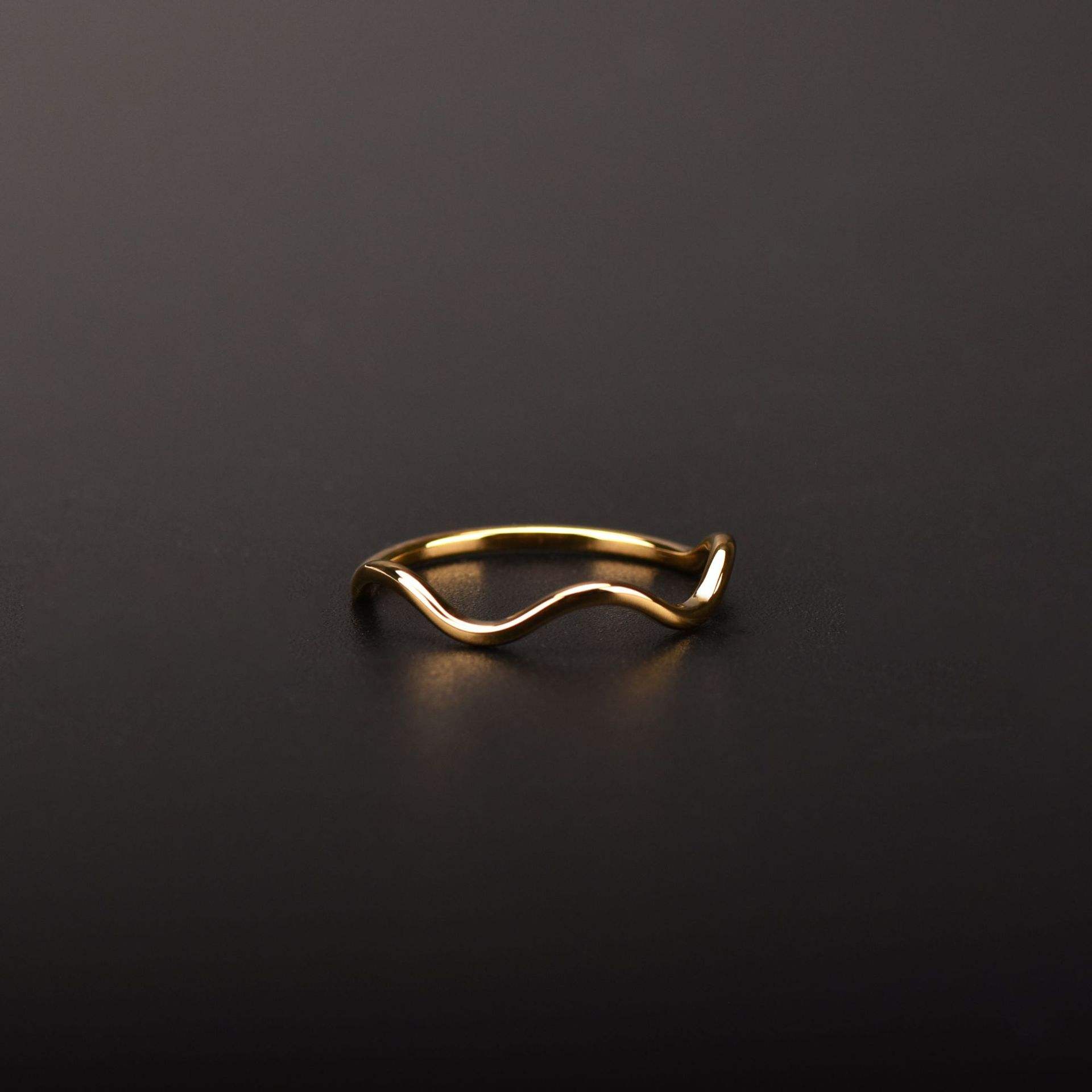 Stainless Steel Wave Pattern Ring Jewelry Plating 18K Gold Geometrically Irregular Abstract Shaped Women Rings