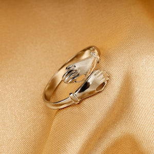 Simply Plated 18k Gold Hands Embrace Women Ring Stainless Steel Open Ring Jewelry